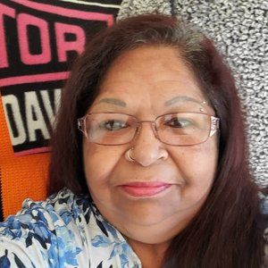 Meet your Posher, Kay